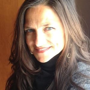 Meet your Posher, Holly